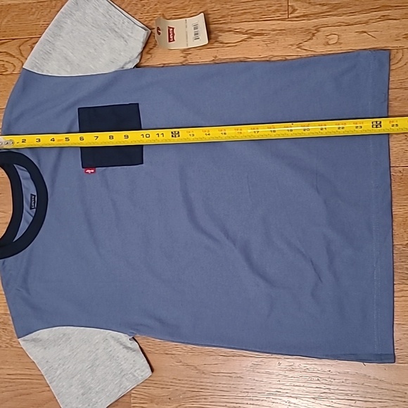LEVIS BOYS BLUE AND GRAY SHORT SLEEVE T-SHIRT SIZE LARGE - Picture 7 of 7